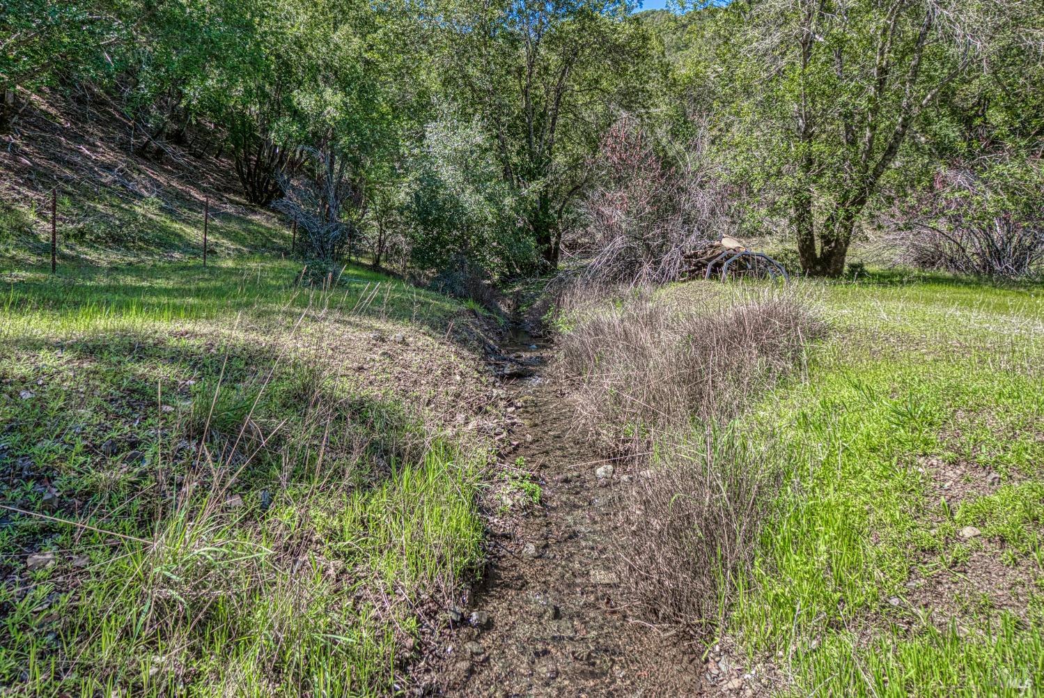 Detail Gallery Image 51 of 76 For 7825 Scotts Valley Rd, Lakeport,  CA 95453 - 4 Beds | 1/1 Baths