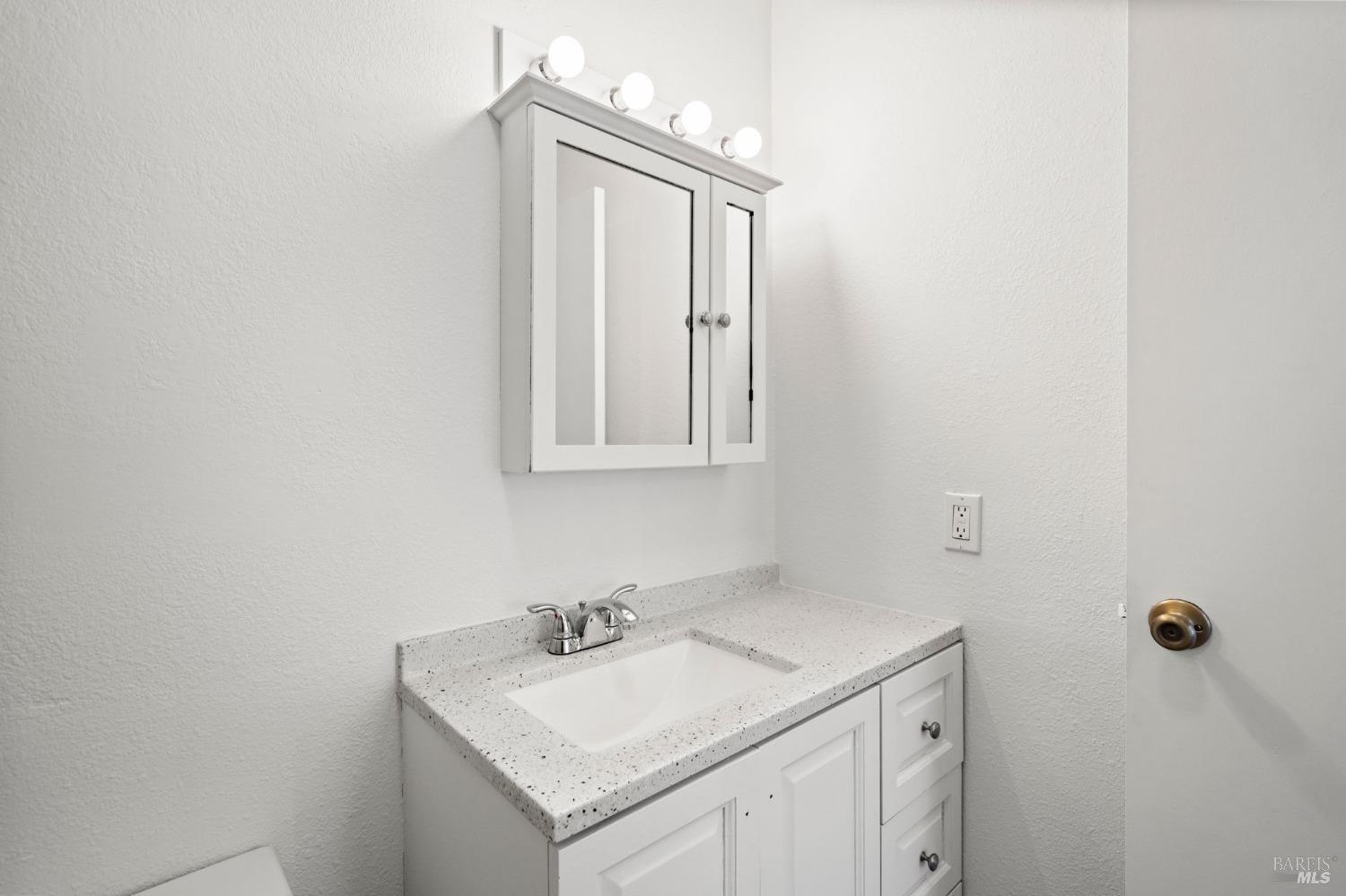 Detail Gallery Image 24 of 36 For 18755 School St, Sonoma,  CA 95476 - 3 Beds | 2 Baths