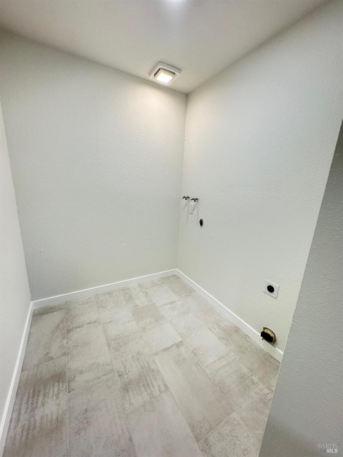 Detail Gallery Image 26 of 36 For 829 Spoonbill Ln, Suisun City,  CA 94585 - 3 Beds | 2 Baths