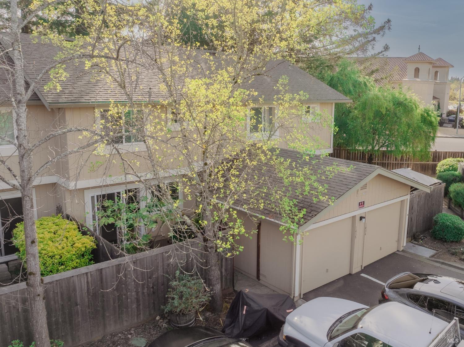 Photo of 1435 Gold Wy in Rohnert Park, CA