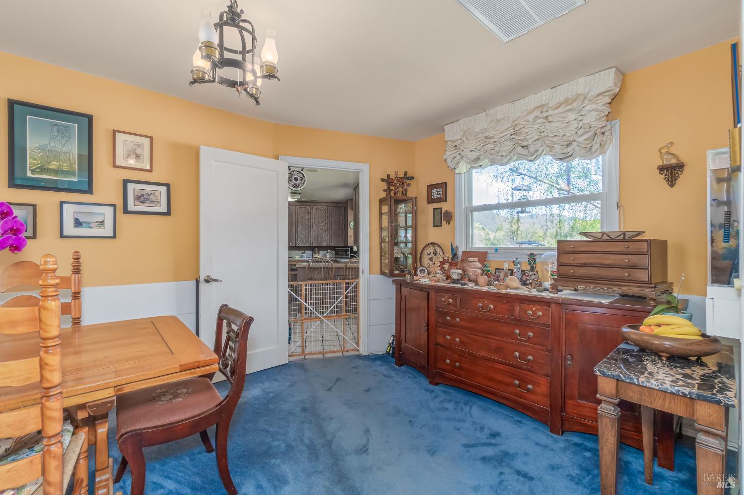 Detail Gallery Image 14 of 76 For 7825 Scotts Valley Rd, Lakeport,  CA 95453 - 4 Beds | 1/1 Baths