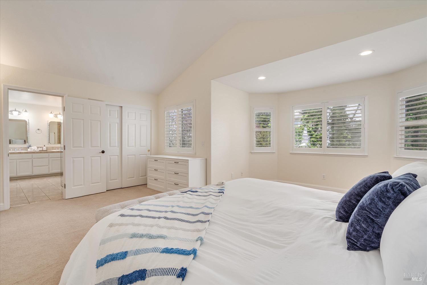 Detail Gallery Image 25 of 47 For 5717 Evening Way, Santa Rosa,  CA 95409 - 4 Beds | 2/1 Baths