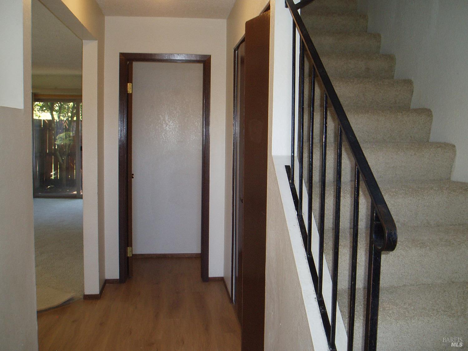 Detail Gallery Image 5 of 23 For 1436 Parkway Dr, Rohnert Park,  CA 94928 - 3 Beds | 1/1 Baths