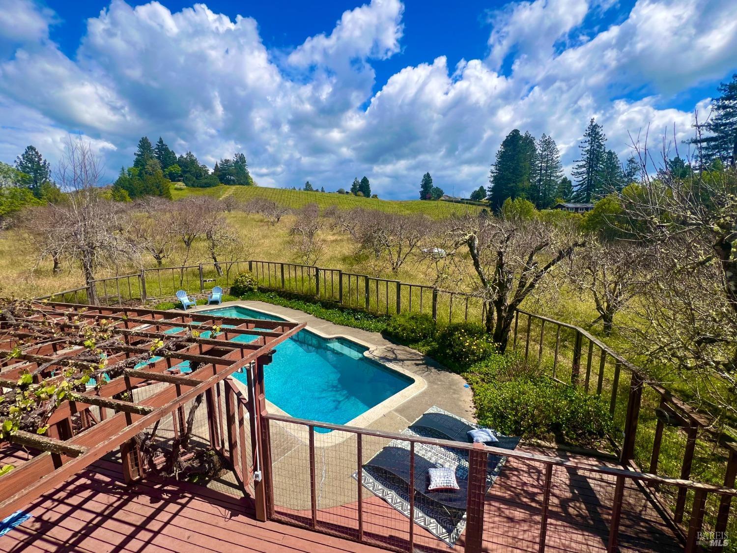 Detail Gallery Image 54 of 80 For 1905 Green Hill Rd, Sebastopol,  CA 95472 - 4 Beds | 2 Baths