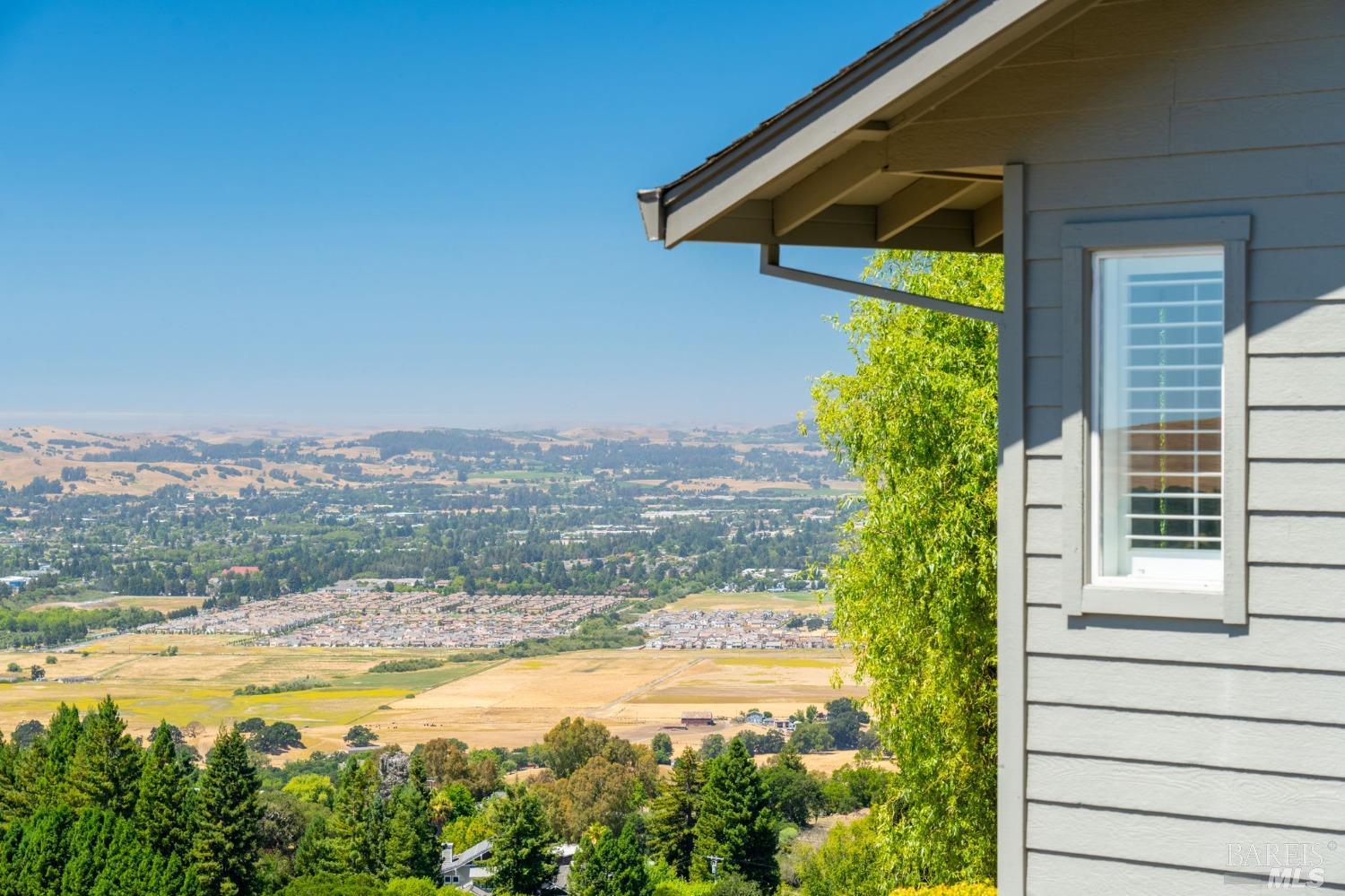 Detail Gallery Image 47 of 65 For 4133 Orr Ranch Rd, Santa Rosa,  CA 95404 - 4 Beds | 4/2 Baths