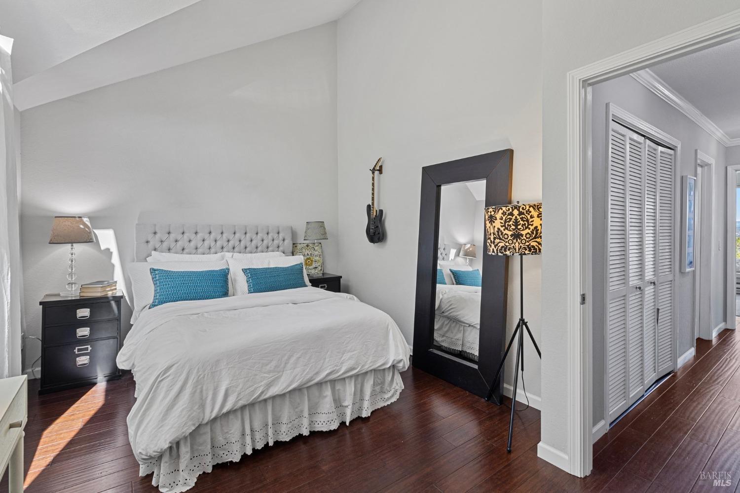 Detail Gallery Image 16 of 36 For 312 Donahue St, Sausalito,  CA 94965 - 2 Beds | 2/1 Baths