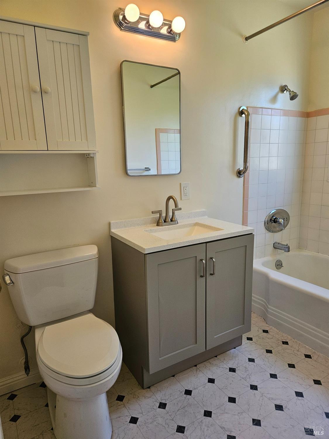 Detail Gallery Image 15 of 22 For 119 Mabry Way, San Rafael,  CA 94903 - 2 Beds | 1 Baths