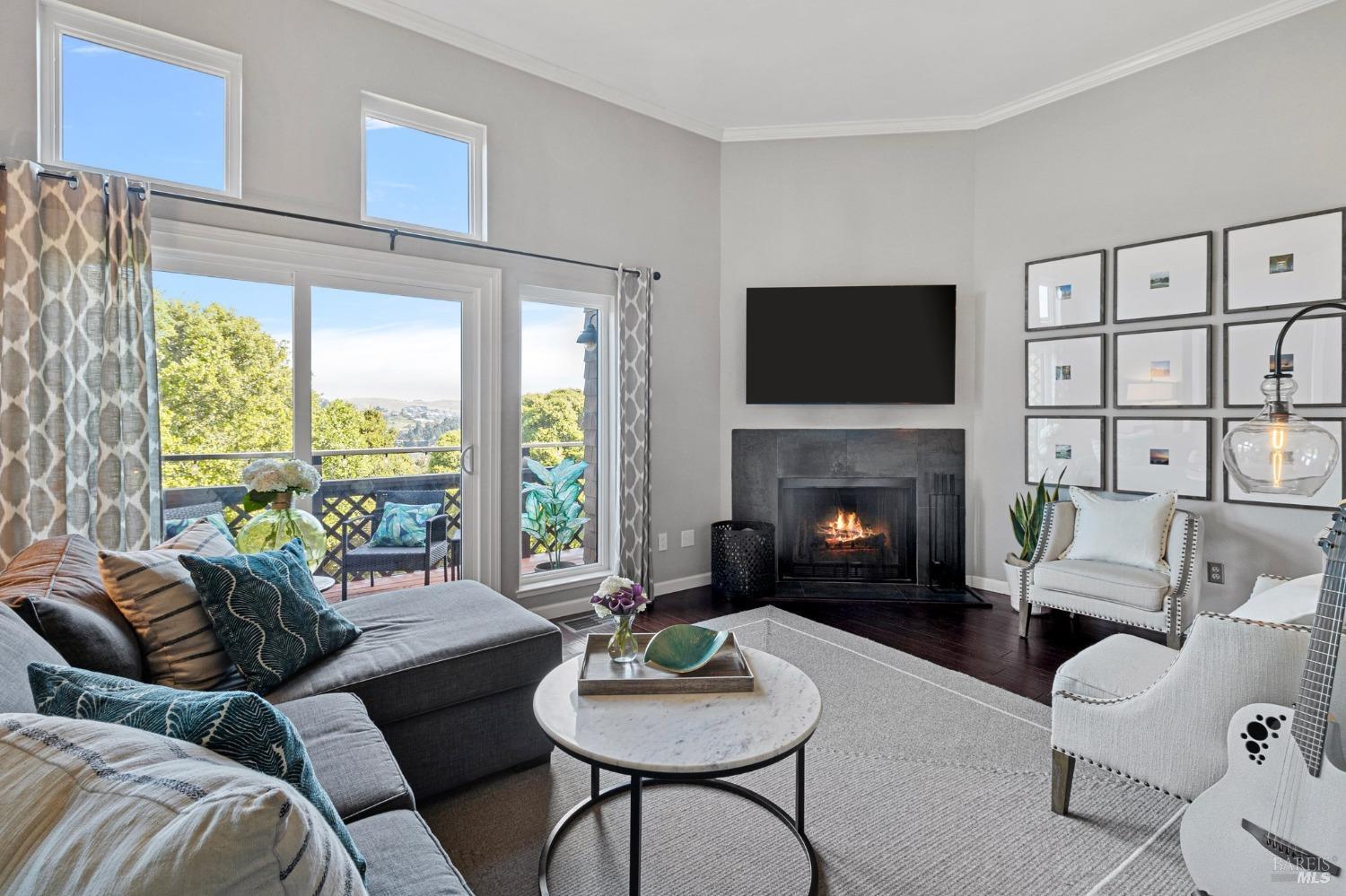 Detail Gallery Image 10 of 36 For 312 Donahue St, Sausalito,  CA 94965 - 2 Beds | 2/1 Baths