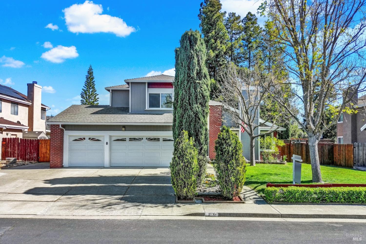Photo of 1031 Hickory Ave in Fairfield, CA