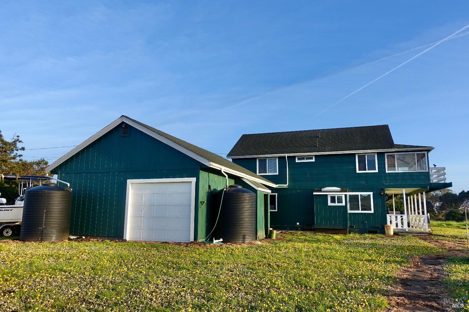 Detail Gallery Image 3 of 30 For 33440 Pacific Way, Fort Bragg,  CA 95437 - 3 Beds | 2 Baths