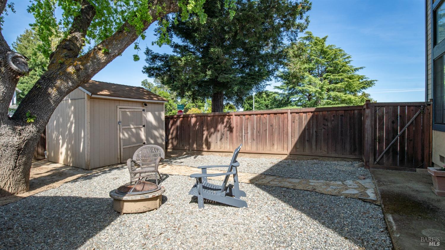Detail Gallery Image 41 of 54 For 106 Fallen Leaf Dr, Vacaville,  CA 95687 - 4 Beds | 2/1 Baths