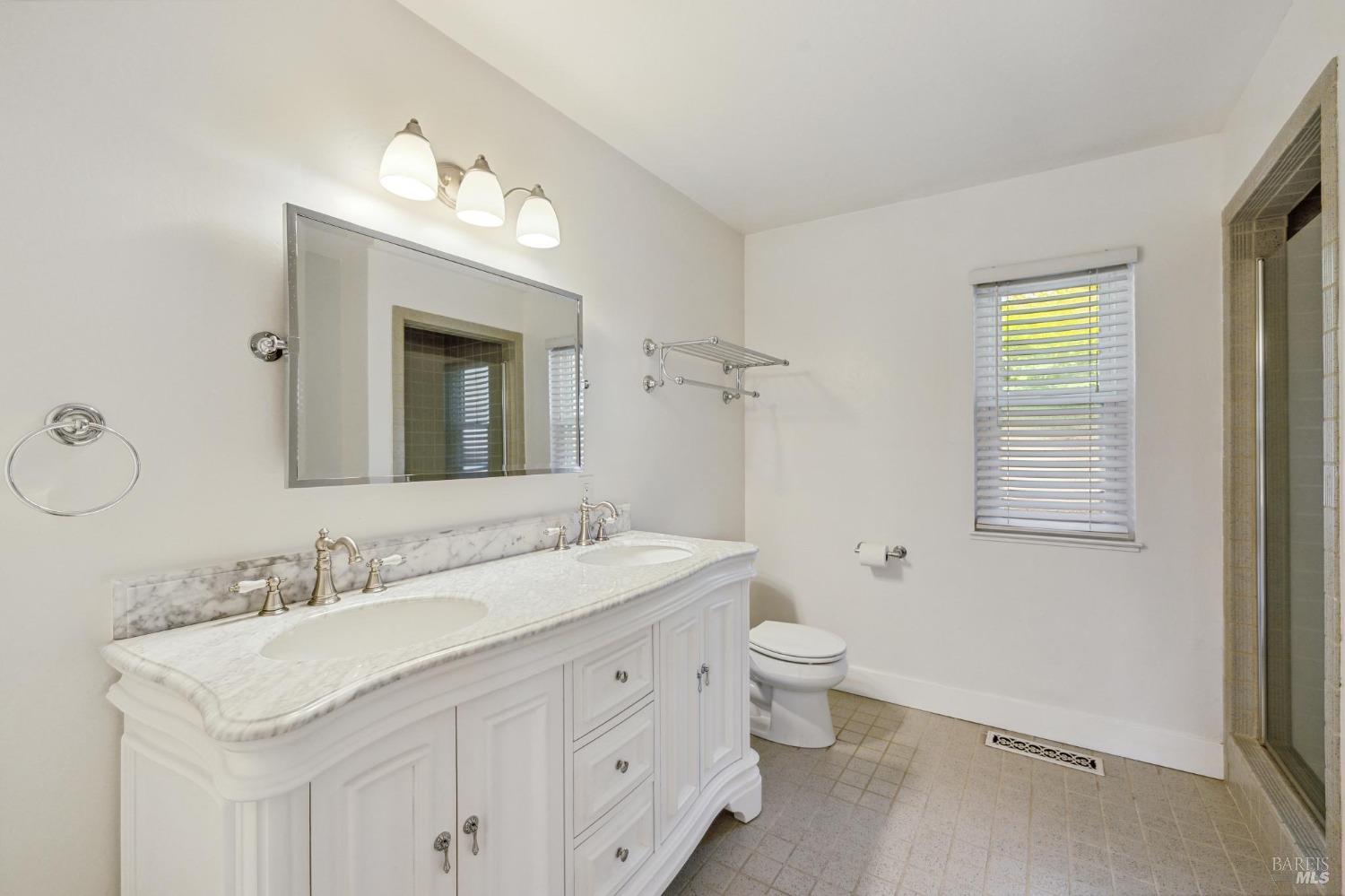 Detail Gallery Image 27 of 41 For 440 E Macarthur St, Sonoma,  CA 95476 - 3 Beds | 2 Baths