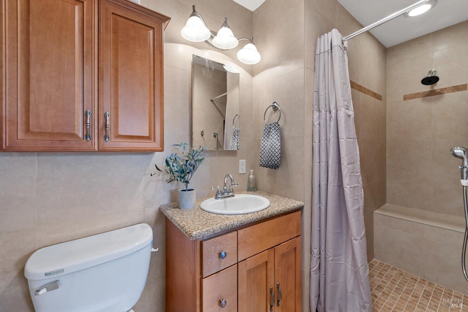 Detail Gallery Image 25 of 43 For 208 Grape St, Vacaville,  CA 95688 - 3 Beds | 2 Baths