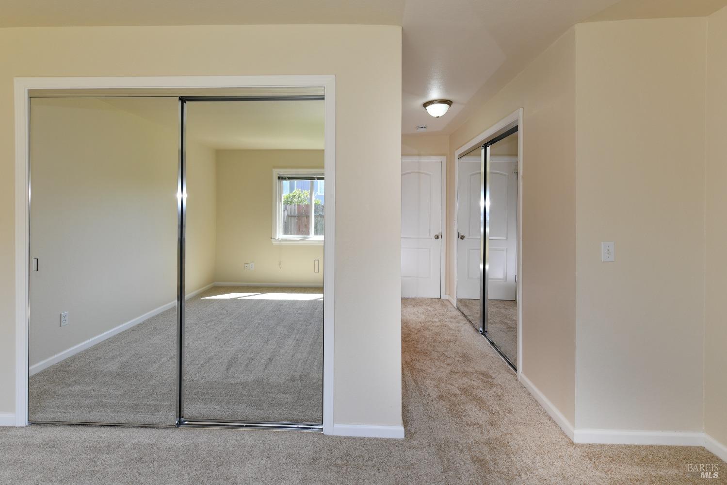 Detail Gallery Image 13 of 32 For 2457 Carriage Pl, Napa,  CA 94558 - 3 Beds | 2 Baths