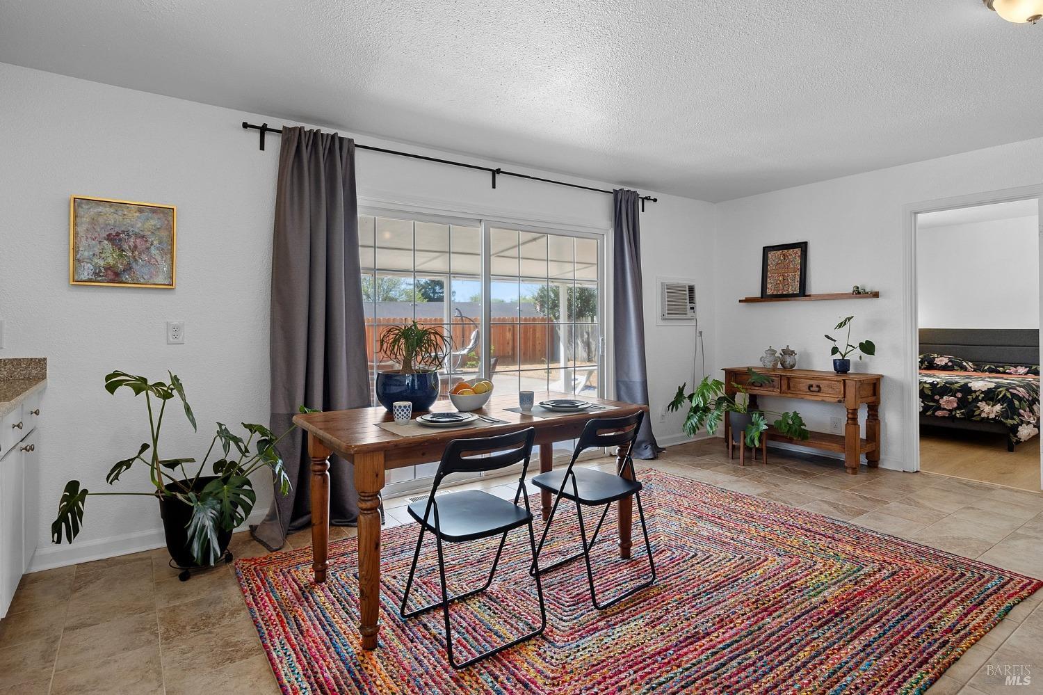 Detail Gallery Image 9 of 25 For 139 Dillon Dr, Vallejo,  CA 94589 - 3 Beds | 1 Baths