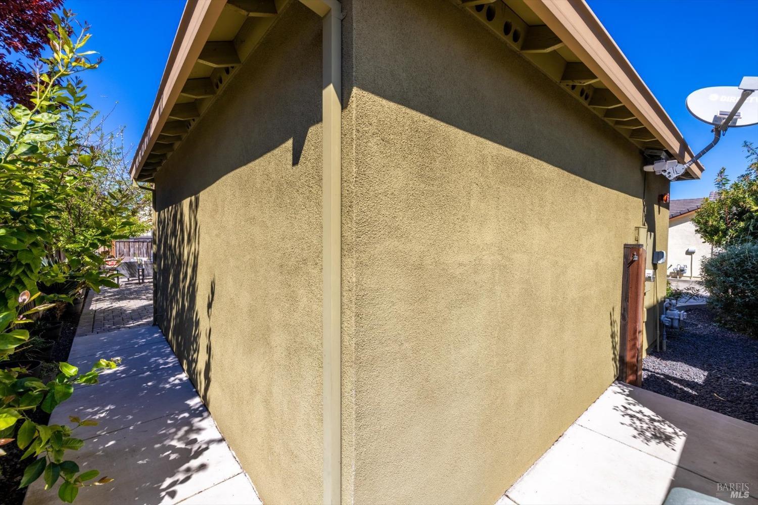Detail Gallery Image 55 of 58 For 649 Embassy Cir, Vacaville,  CA 95688 - 4 Beds | 2/1 Baths