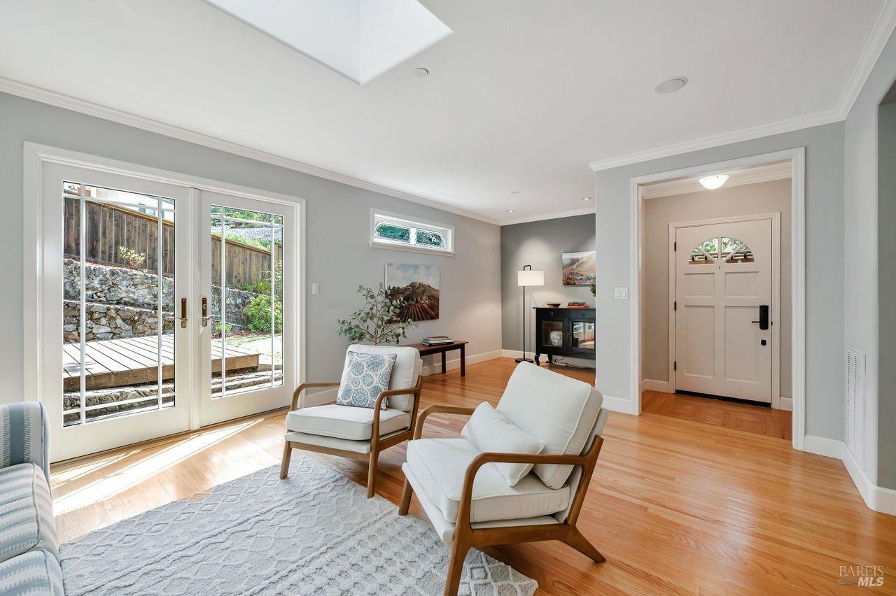 Detail Gallery Image 9 of 32 For 45 Geary Ave, Fairfax,  CA 94930 - 3 Beds | 2 Baths