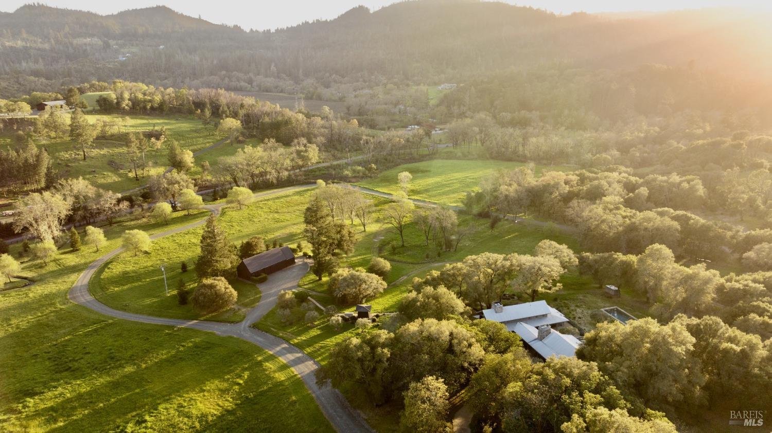 Detail Gallery Image 1 of 1 For 8507 Franz Valley School Rd, Calistoga,  CA 94515 - 4 Beds | 4 Baths