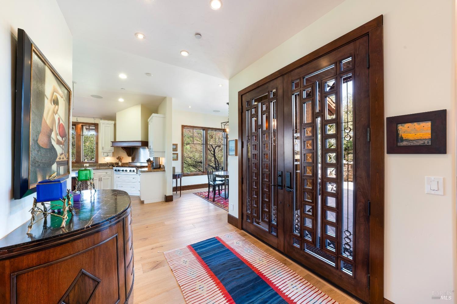 Detail Gallery Image 11 of 63 For 231 Poppy Hill Dr, Healdsburg,  CA 95448 - 4 Beds | 3/1 Baths