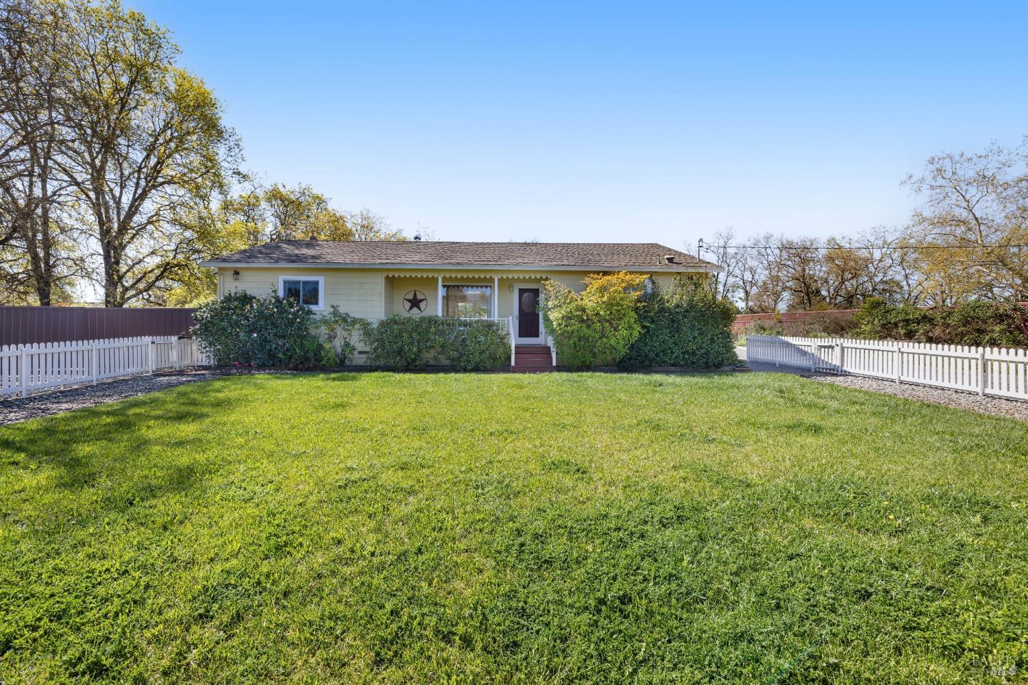 Photo of 3790 Selvage Rd in Santa Rosa, CA