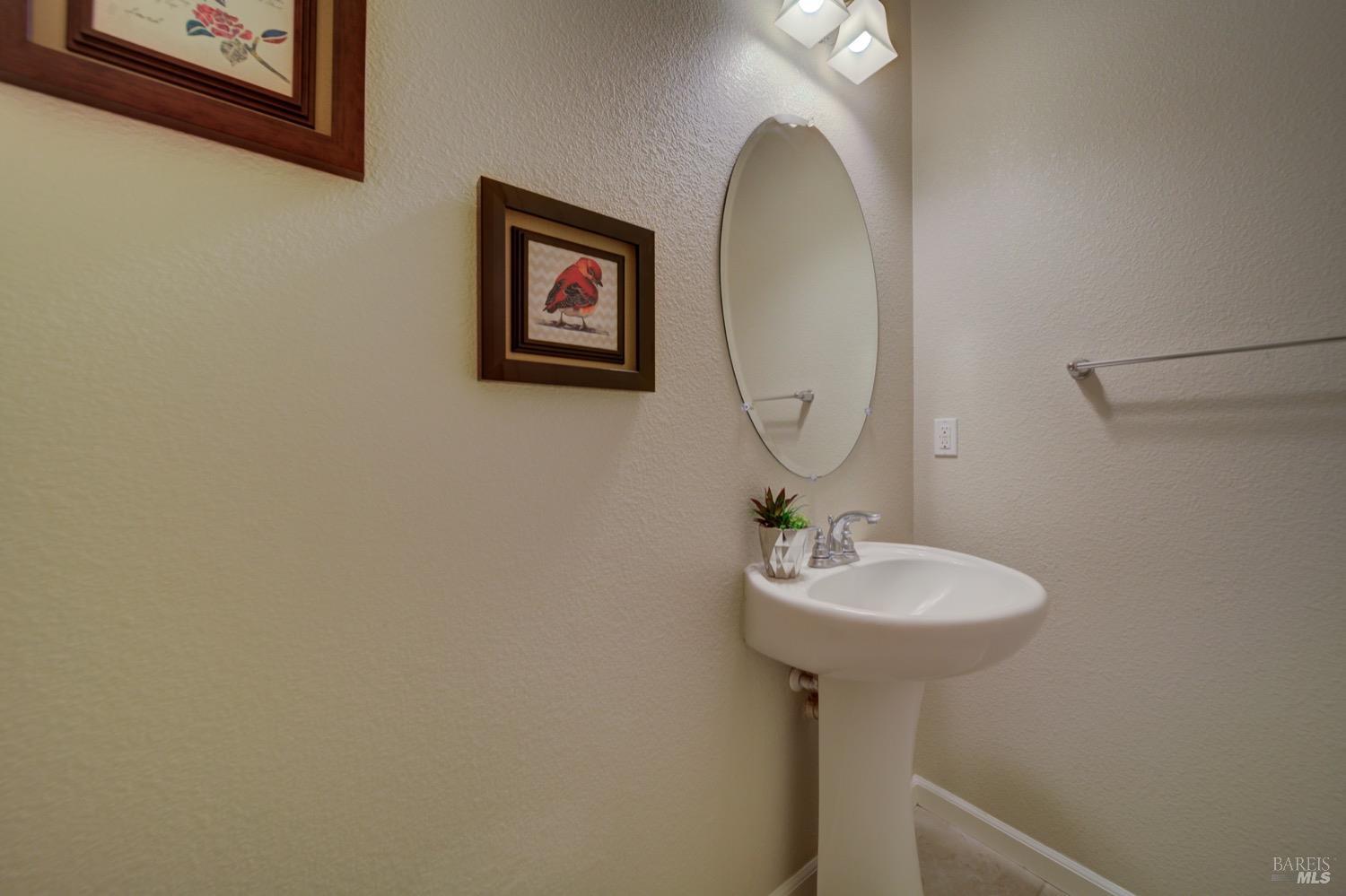 Detail Gallery Image 26 of 66 For 4696 Lariat Dr, Fairfield,  CA 94534 - 4 Beds | 2/1 Baths