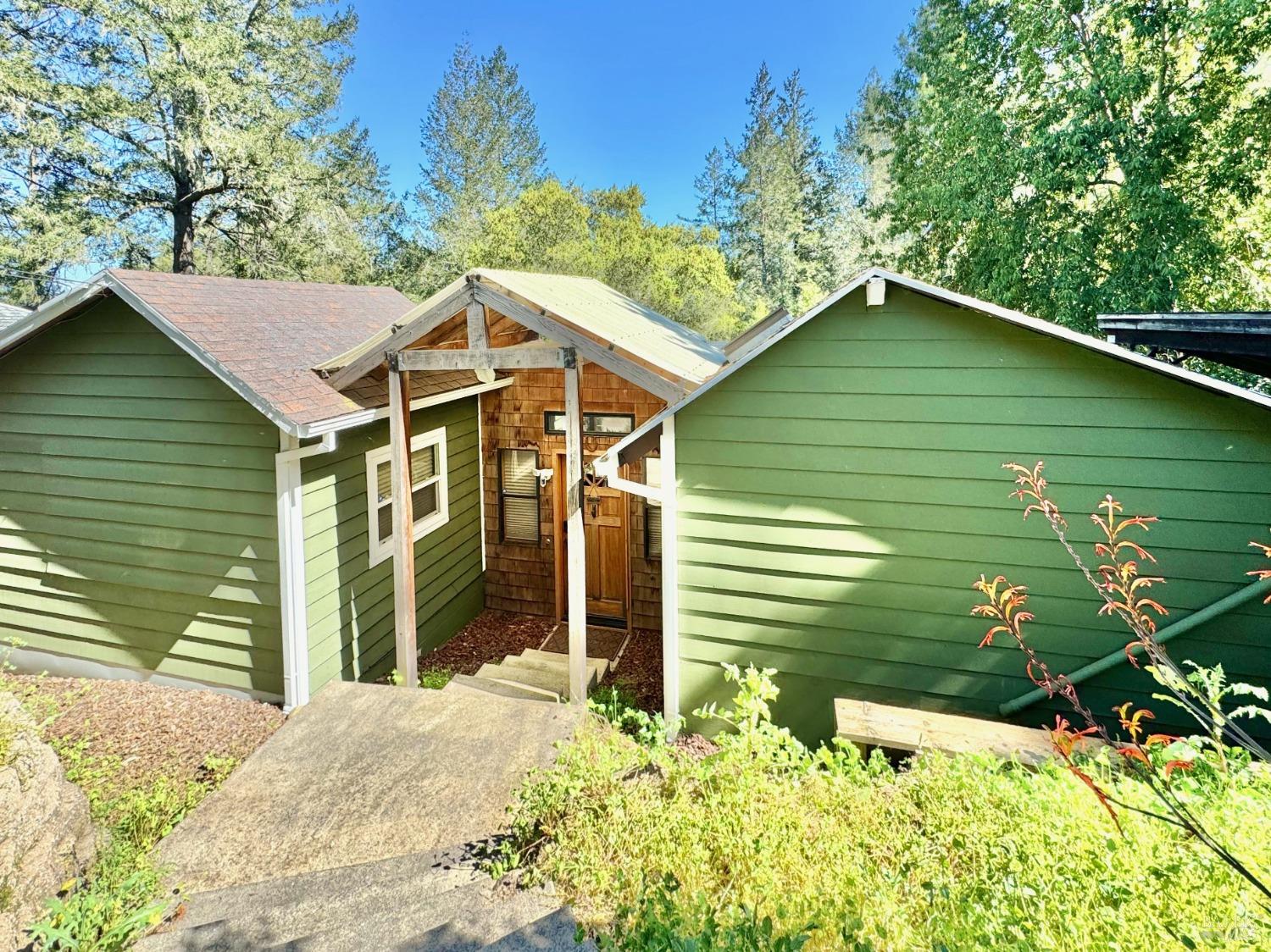 Detail Gallery Image 2 of 48 For 240 Farrell Dr, Forestville,  CA 95436 - 2 Beds | 2 Baths