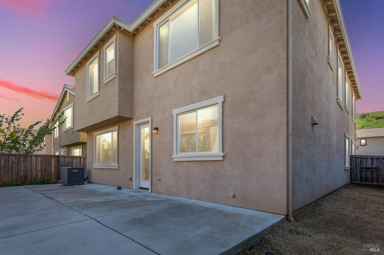 Detail Gallery Image 51 of 66 For 4696 Lariat Dr, Fairfield,  CA 94534 - 4 Beds | 2/1 Baths