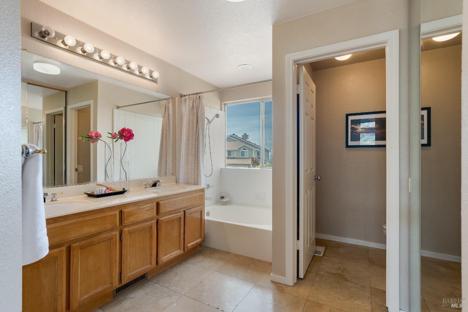 Detail Gallery Image 25 of 38 For 94 Del Sur St, Vallejo,  CA 94591 - 2 Beds | 2/1 Baths