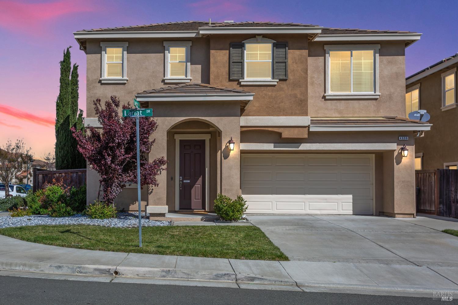 Detail Gallery Image 3 of 66 For 4696 Lariat Dr, Fairfield,  CA 94534 - 4 Beds | 2/1 Baths