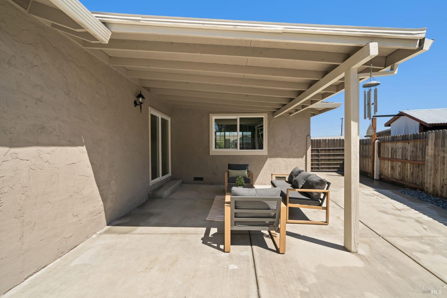 Detail Gallery Image 28 of 30 For 290 S 8th St, Dixon,  CA 95620 - 3 Beds | 2 Baths