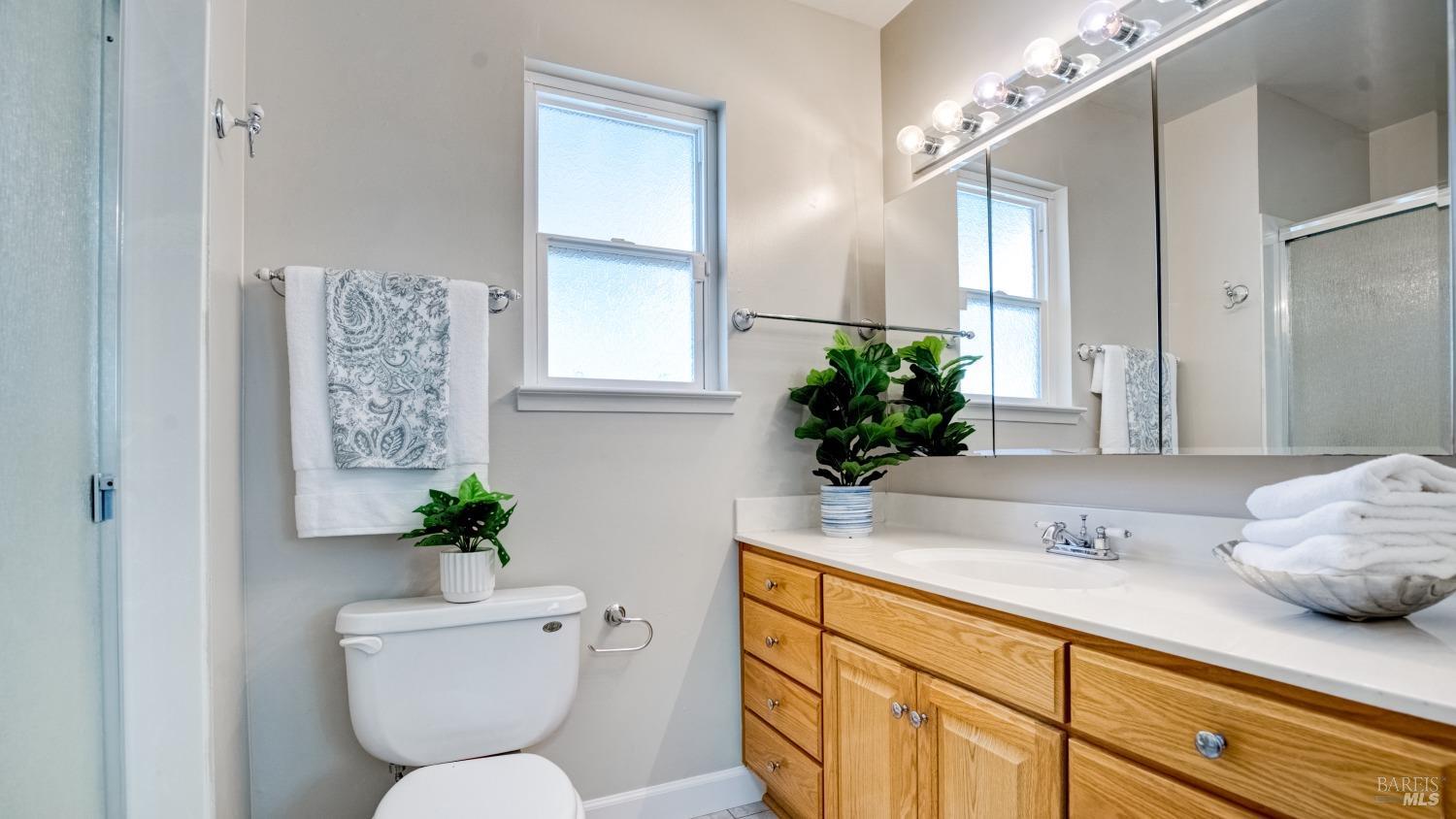 Detail Gallery Image 25 of 55 For 126 Isle Royale Cir, Vacaville,  CA 95687 - 2 Beds | 2 Baths