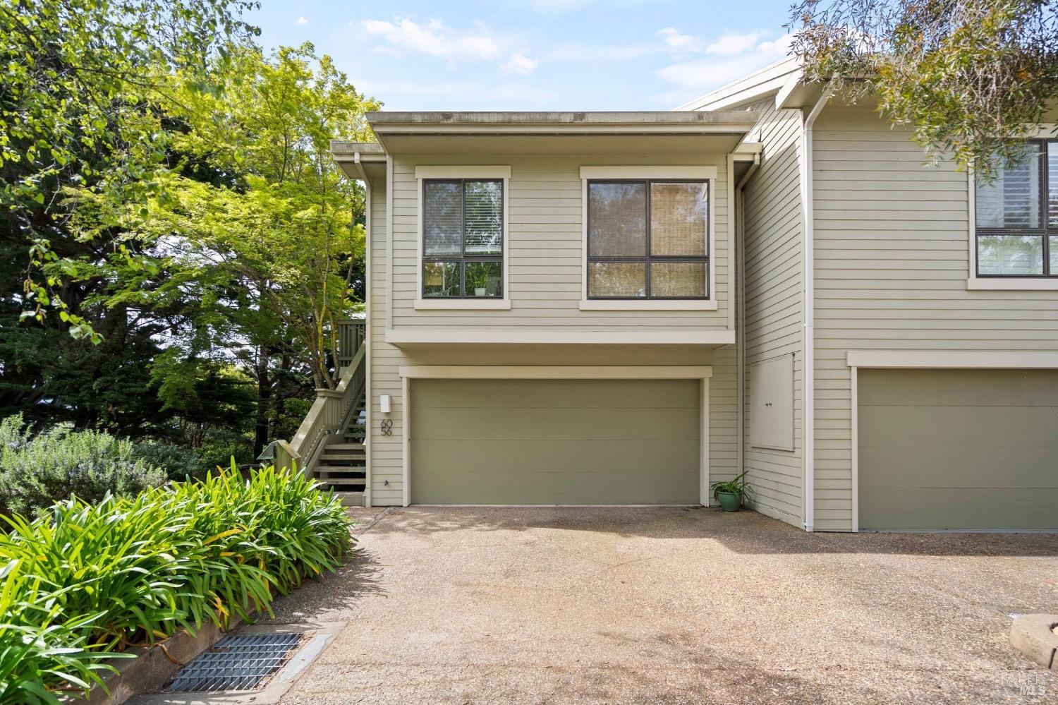 Photo of 56 Eucalyptus Knoll St in Mill Valley, CA