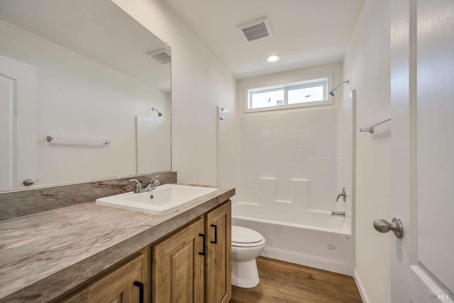 Detail Gallery Image 13 of 20 For 14867 Grouse Rd, Cobb,  CA 95426 - 3 Beds | 2 Baths