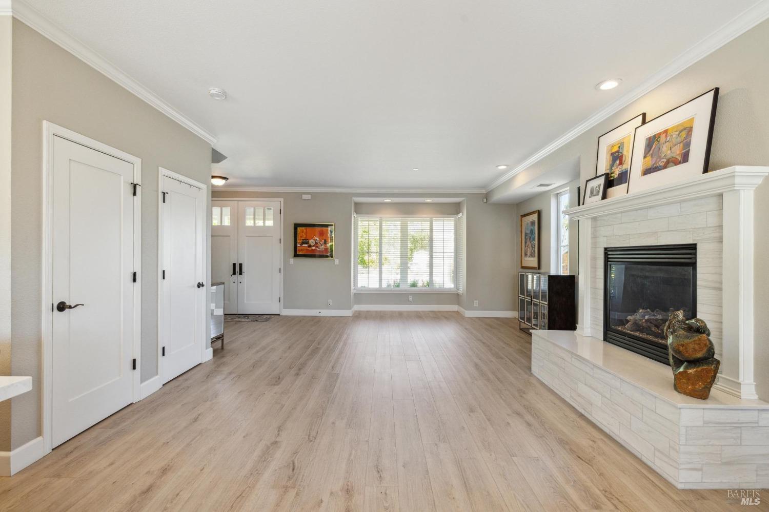 Detail Gallery Image 26 of 74 For 313 Sunrise Dr, Cloverdale,  CA 95425 - 5 Beds | 3/1 Baths