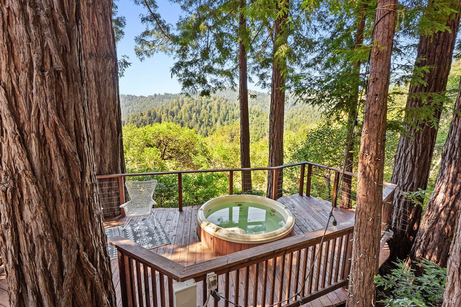 Detail Gallery Image 27 of 41 For 14500 Solaridge Rd, Guerneville,  CA 95446 - 3 Beds | 2 Baths
