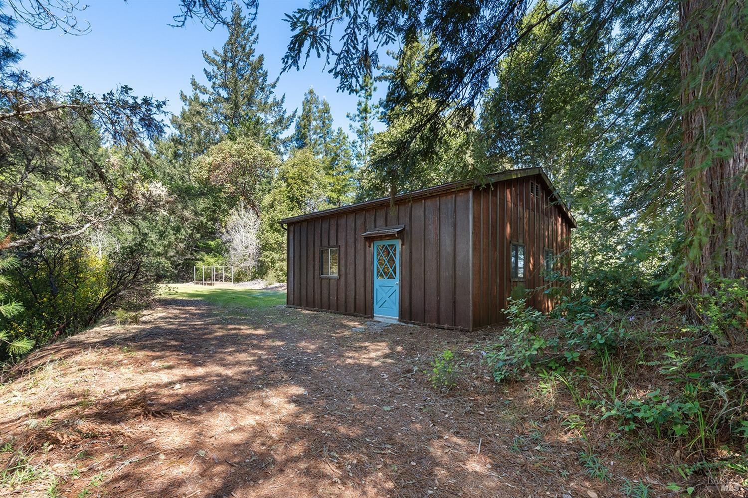 Detail Gallery Image 31 of 41 For 14500 Solaridge Rd, Guerneville,  CA 95446 - 3 Beds | 2 Baths