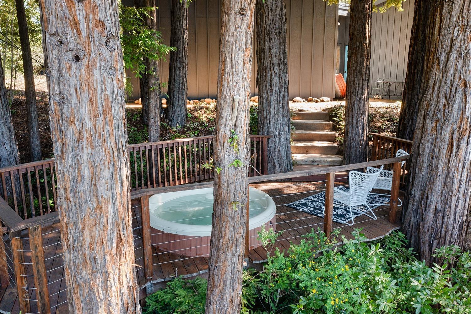 Detail Gallery Image 30 of 41 For 14500 Solaridge Rd, Guerneville,  CA 95446 - 3 Beds | 2 Baths