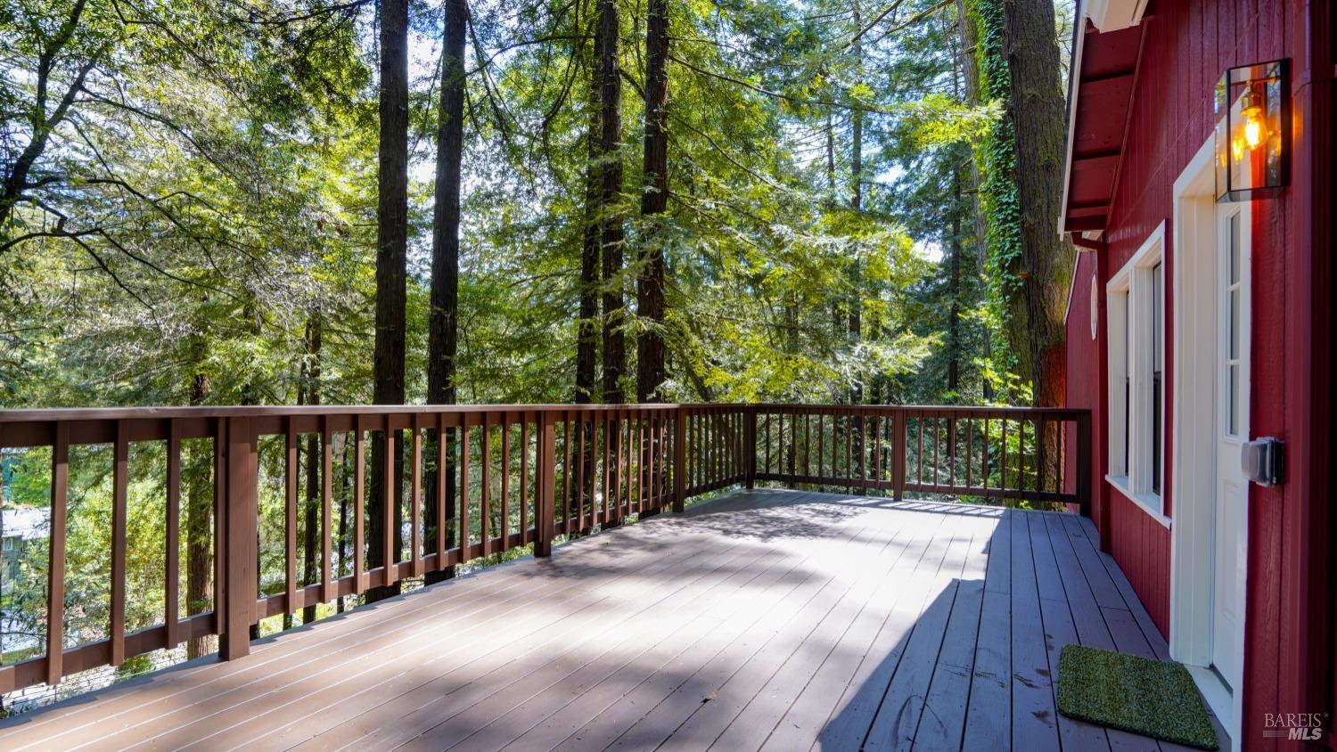 Detail Gallery Image 27 of 39 For 14716 Eagle Nest Ln, Guerneville,  CA 95446 - 3 Beds | 3 Baths