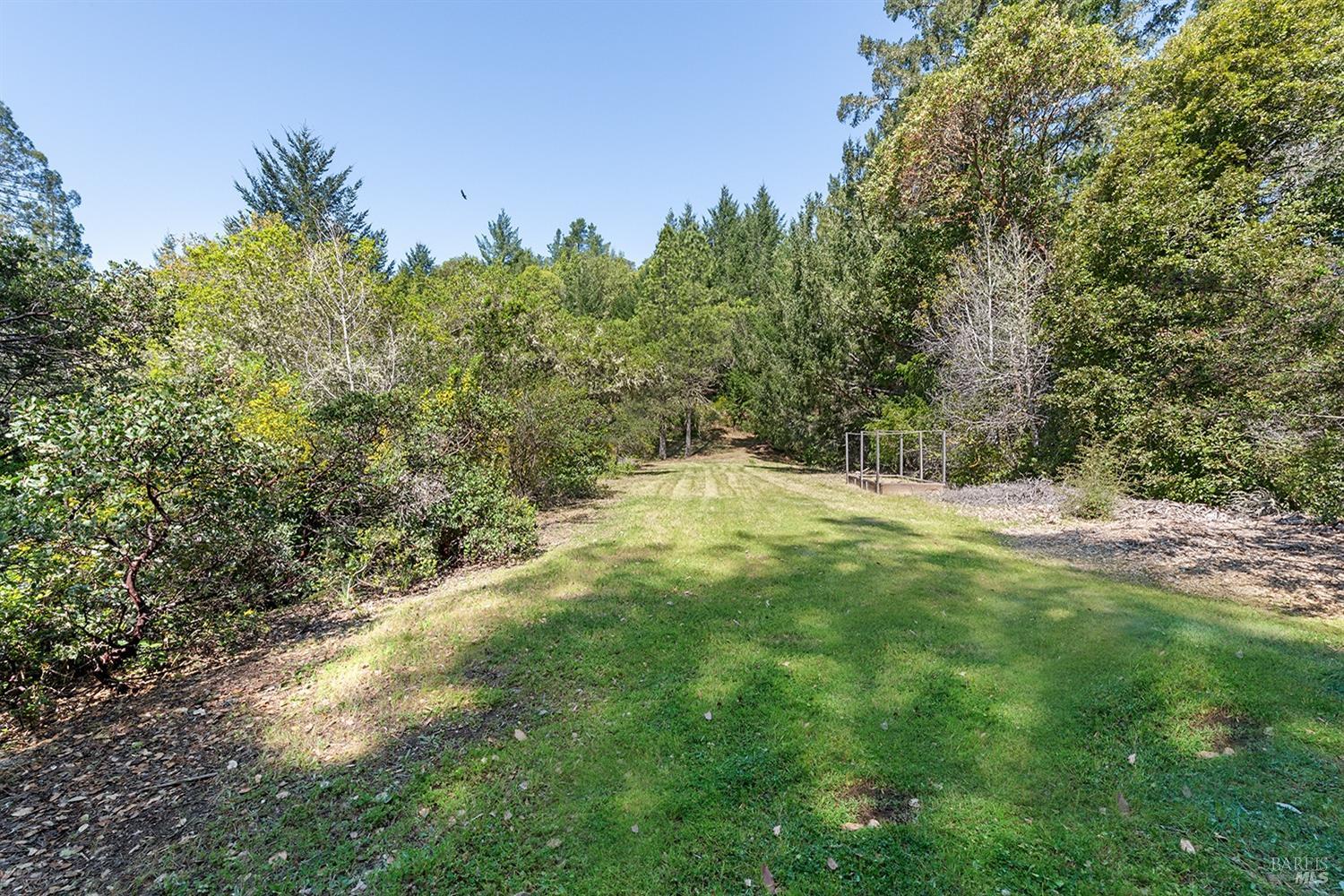Detail Gallery Image 32 of 41 For 14500 Solaridge Rd, Guerneville,  CA 95446 - 3 Beds | 2 Baths