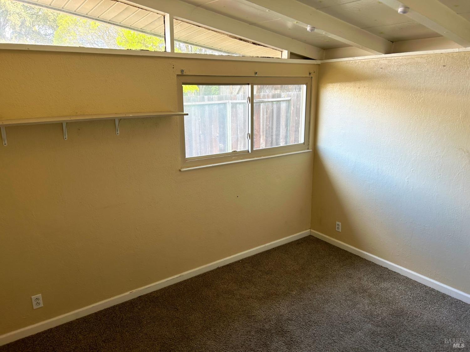 Detail Gallery Image 10 of 19 For 1401 Michigan St, Fairfield,  CA 94533 - 3 Beds | 2 Baths