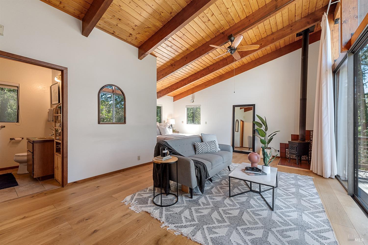 Detail Gallery Image 15 of 41 For 14500 Solaridge Rd, Guerneville,  CA 95446 - 3 Beds | 2 Baths