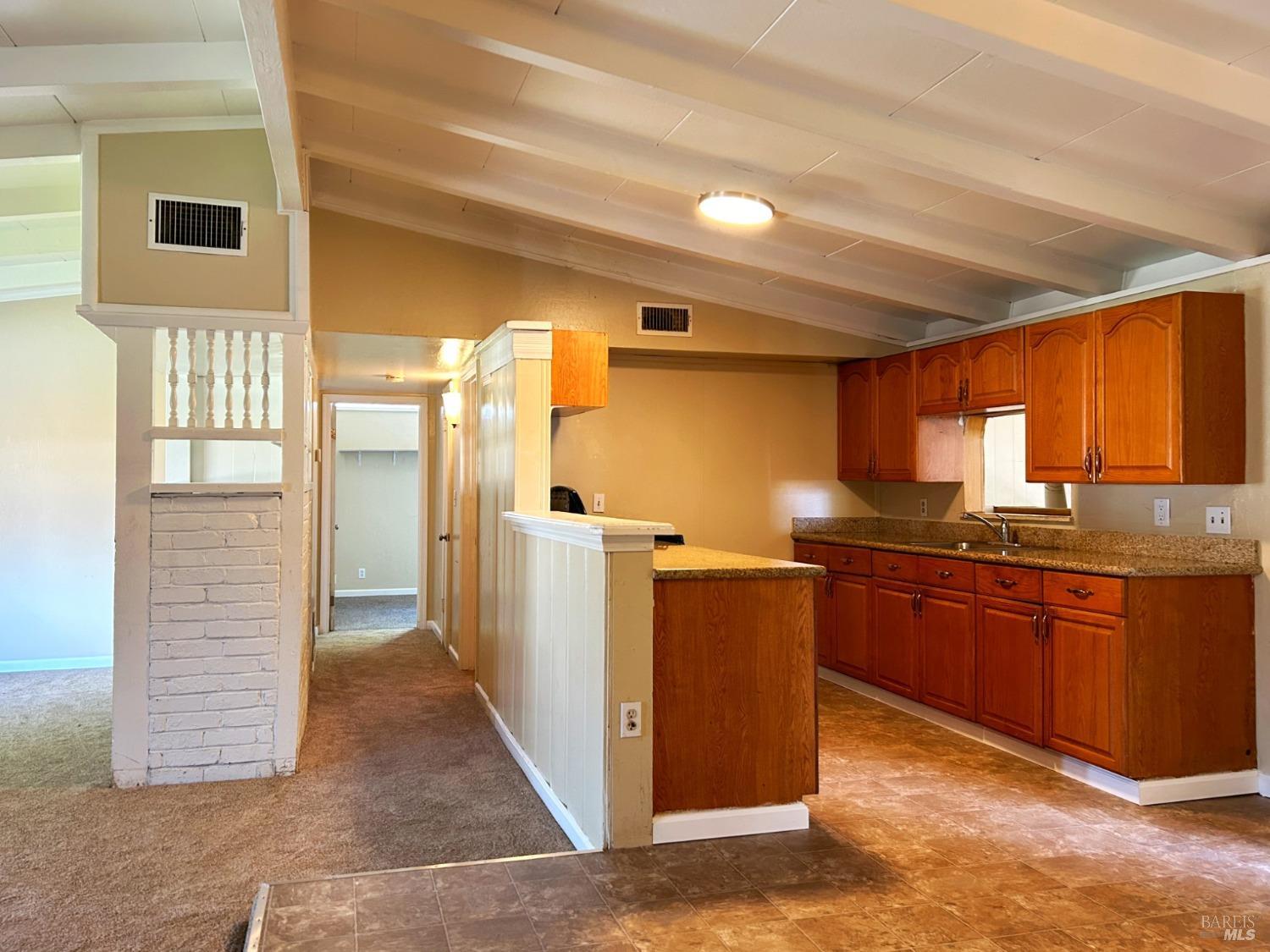 Detail Gallery Image 6 of 19 For 1401 Michigan St, Fairfield,  CA 94533 - 3 Beds | 2 Baths
