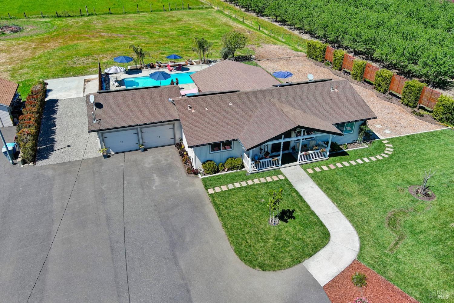 Photo of 6565 Byrnes Rd in Vacaville, CA
