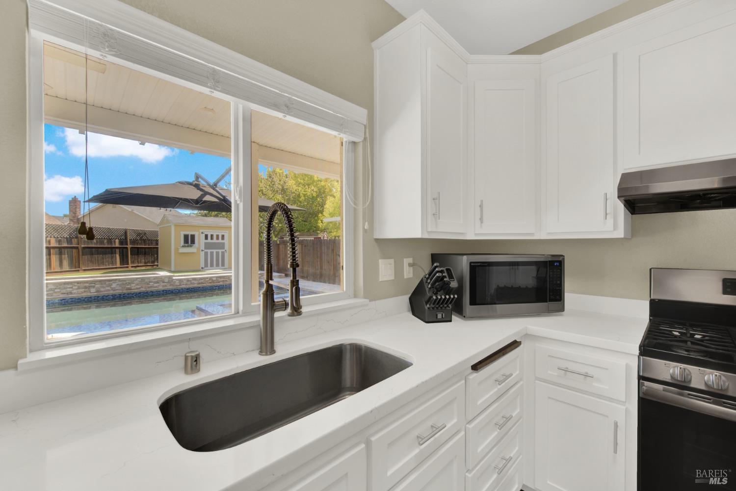 Detail Gallery Image 25 of 71 For 585 Canvasback Ct, Vacaville,  CA 95687 - 4 Beds | 2/1 Baths