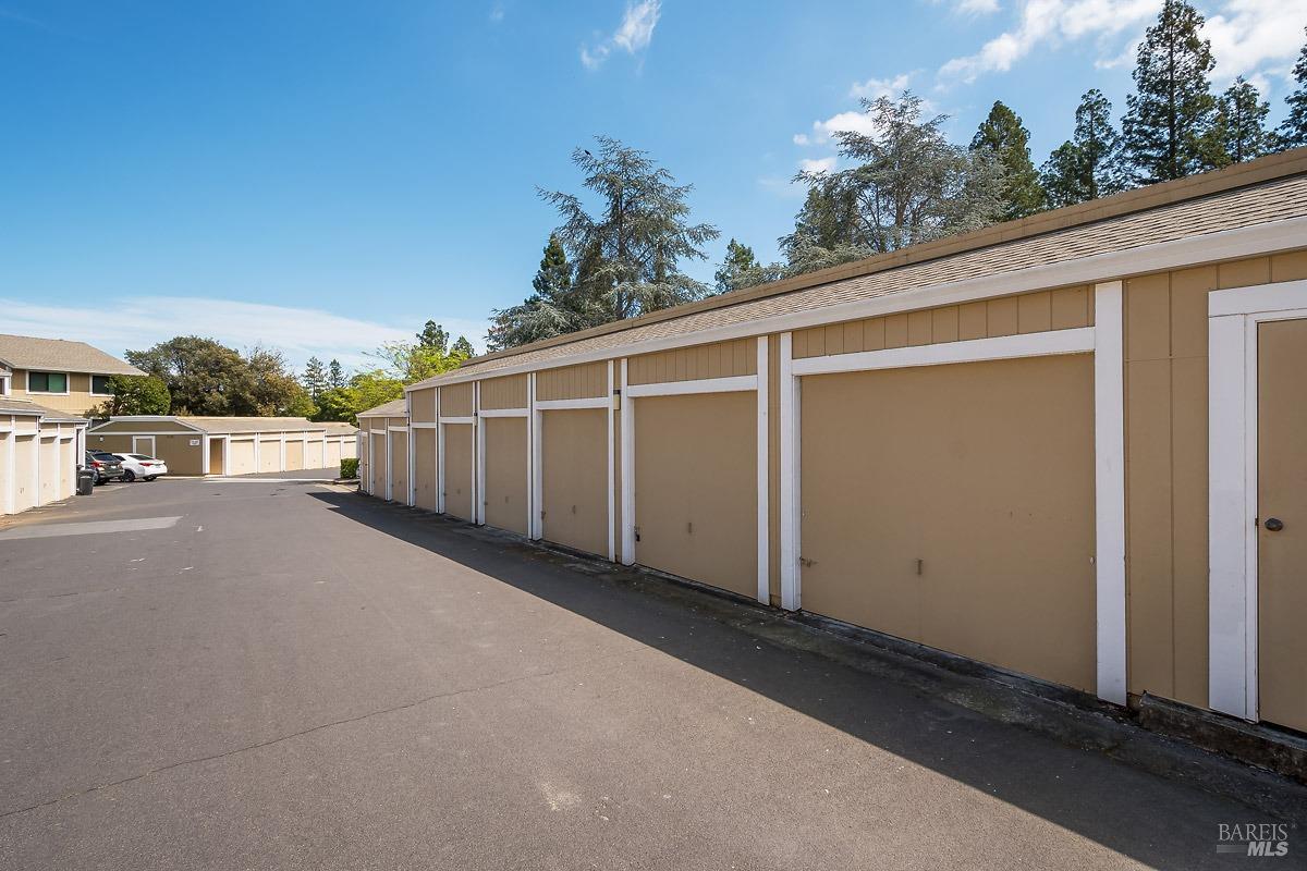 Detail Gallery Image 21 of 28 For 29 Hector Ln, Novato,  CA 94949 - 2 Beds | 1 Baths