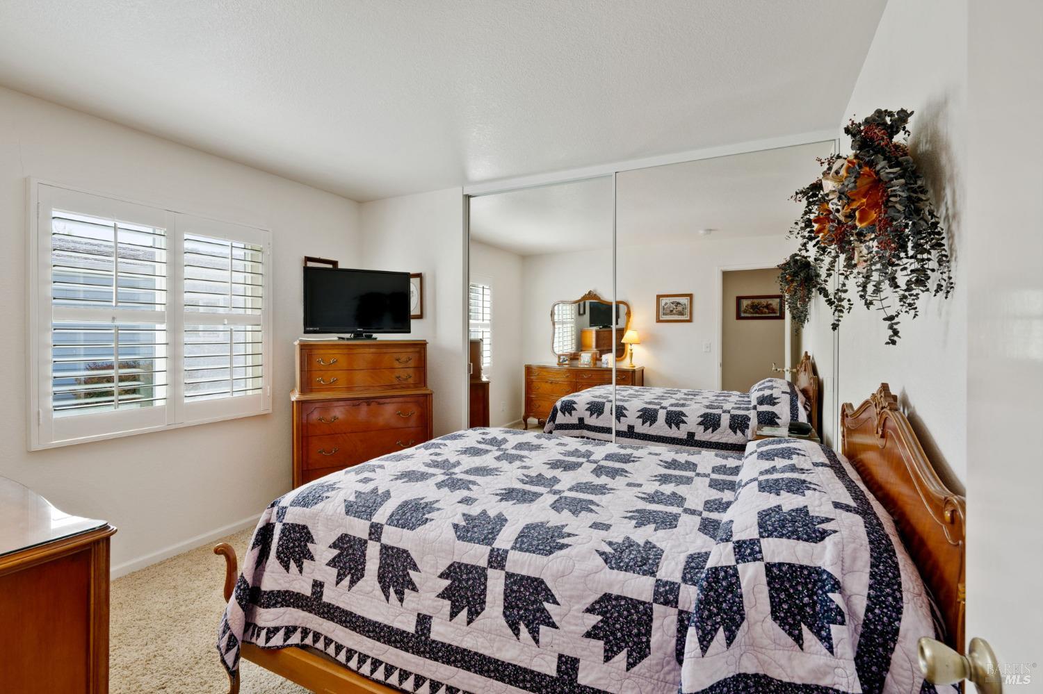 Detail Gallery Image 10 of 20 For 116 Falcon Crest Cir, Napa,  CA 94558 - 2 Beds | 2 Baths