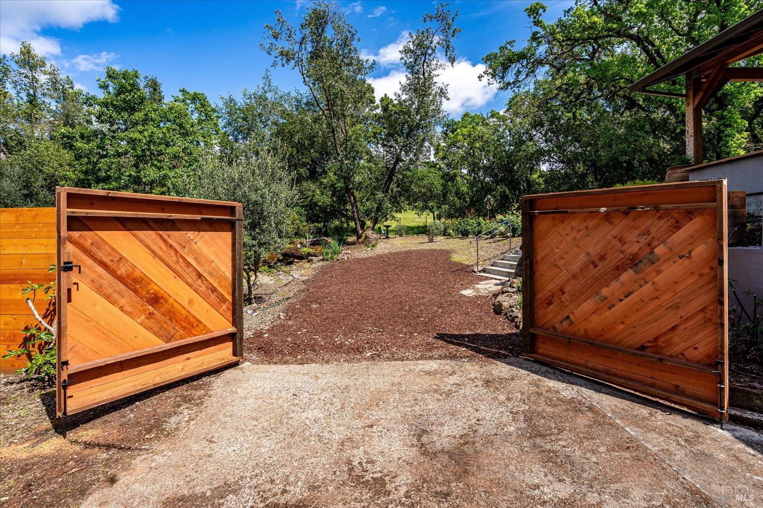 Detail Gallery Image 34 of 37 For 248 Hillside Ave, Napa,  CA 94558 - 3 Beds | 2 Baths