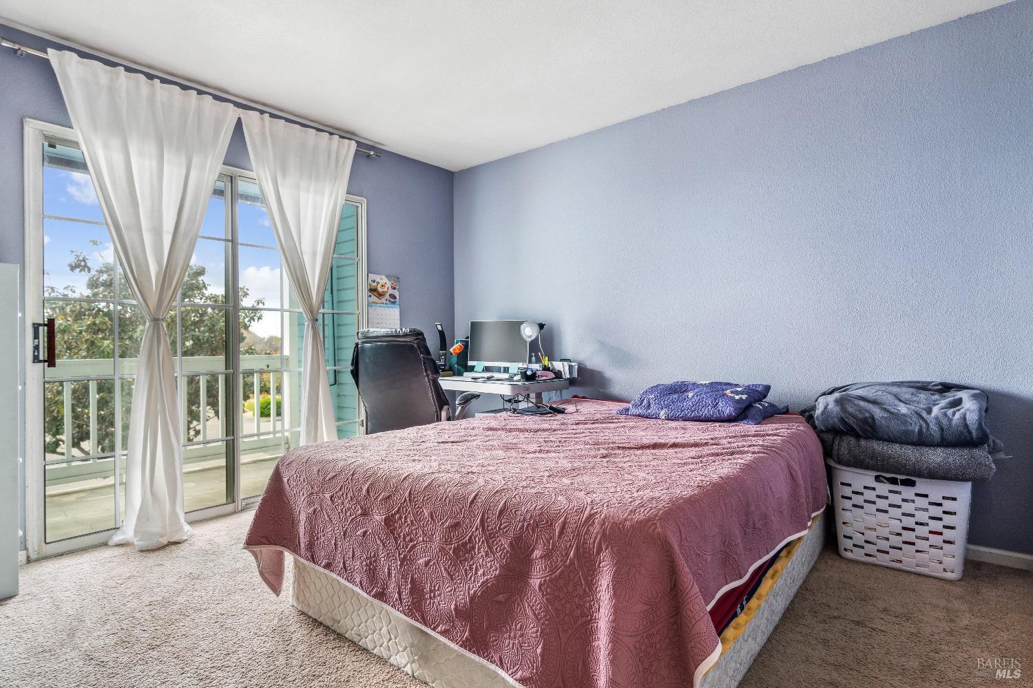 Detail Gallery Image 16 of 21 For 898 New Bedford Pl, Fairfield,  CA 94533 - 4 Beds | 2/1 Baths