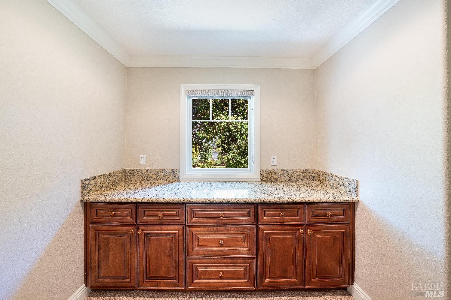 Detail Gallery Image 29 of 75 For 1413 Magnolia Ave, Saint Helena,  CA 94574 - 4 Beds | 3/1 Baths