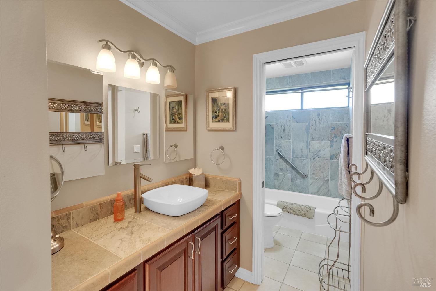 Detail Gallery Image 29 of 44 For 8820 Hood Mountain Way, Santa Rosa,  CA 95409 - 3 Beds | 2 Baths
